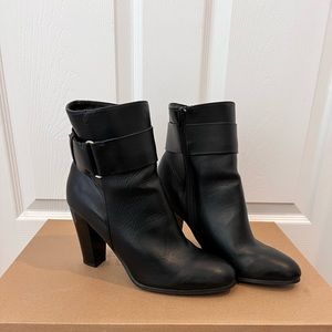 New York & Company Bootie - Black